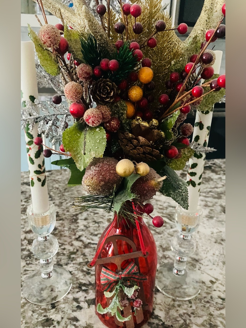 Festive Red Holiday Floral Arrangement with Gold Accents
